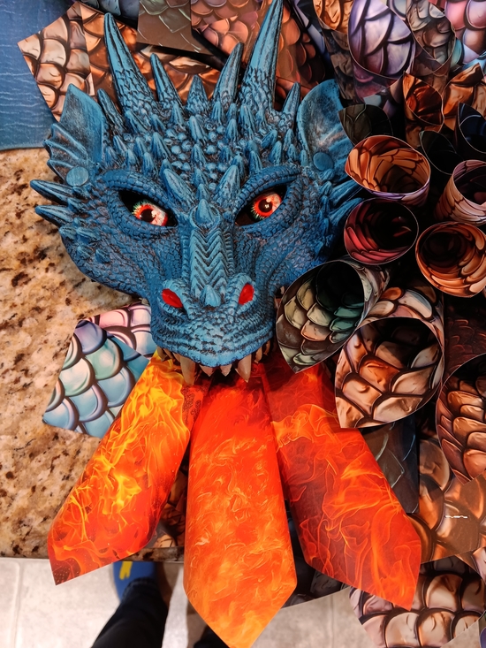 Dragon Mum - Dragon Scale Paper Cone Art With Blue Dragon Face And Wings - Picture 2 of 7